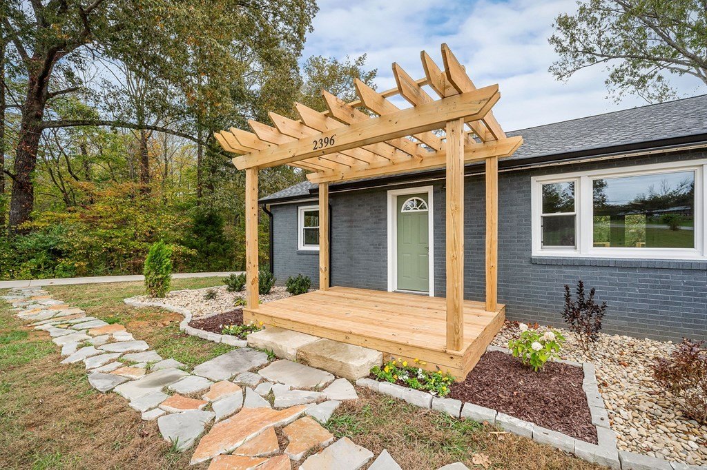 Cookeville, Tennessee, 38501, United States, 3 Bedrooms Bedrooms, ,3 BathroomsBathrooms,Residential,Forsale,1996597