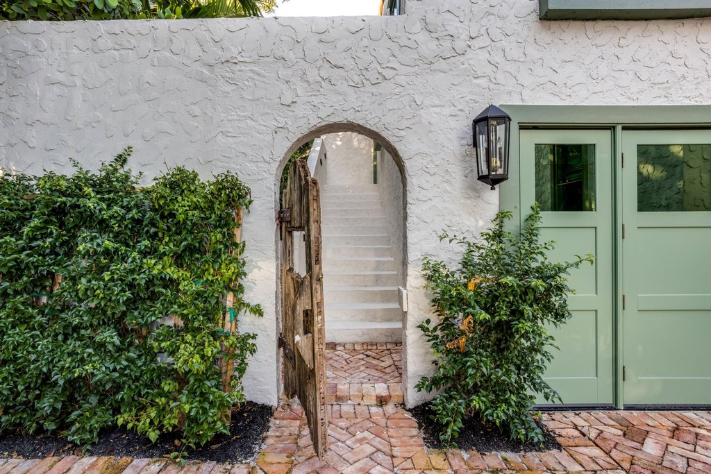 Delray Beach, Florida, 33444, United States, 3 Bedrooms Bedrooms, ,3.5 BathroomsBathrooms,Residential,Forsale,2009925