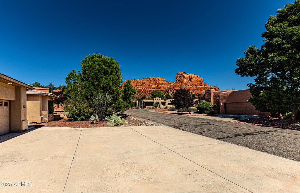 Sedona, Arizona, 86351, United States, 2 Bedrooms Bedrooms, ,2 BathroomsBathrooms,Residential,Forsale,2004627