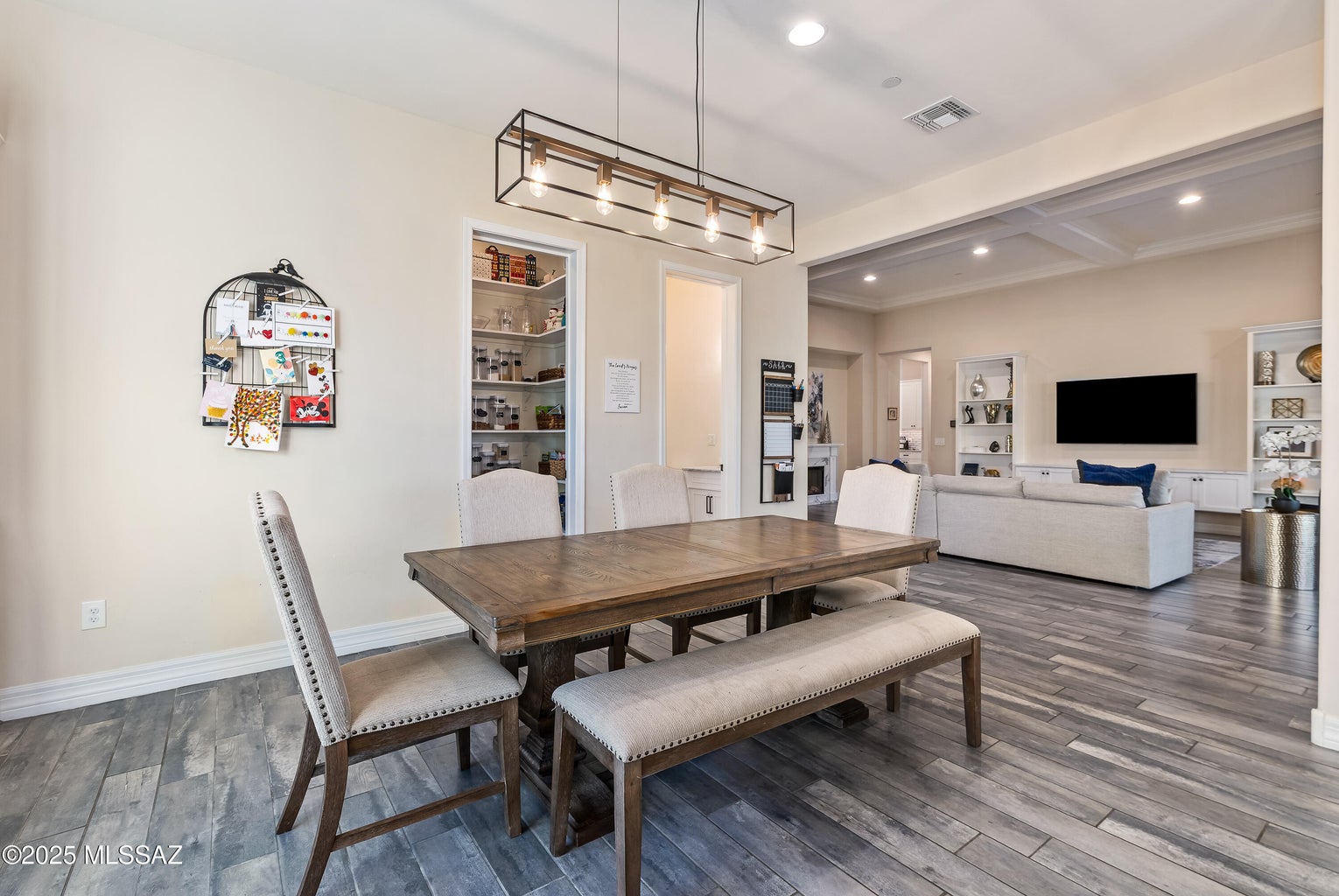 Tucson, Arizona, 85737, United States, 3 Bedrooms Bedrooms, ,4 BathroomsBathrooms,Residential,Forsale,1990093