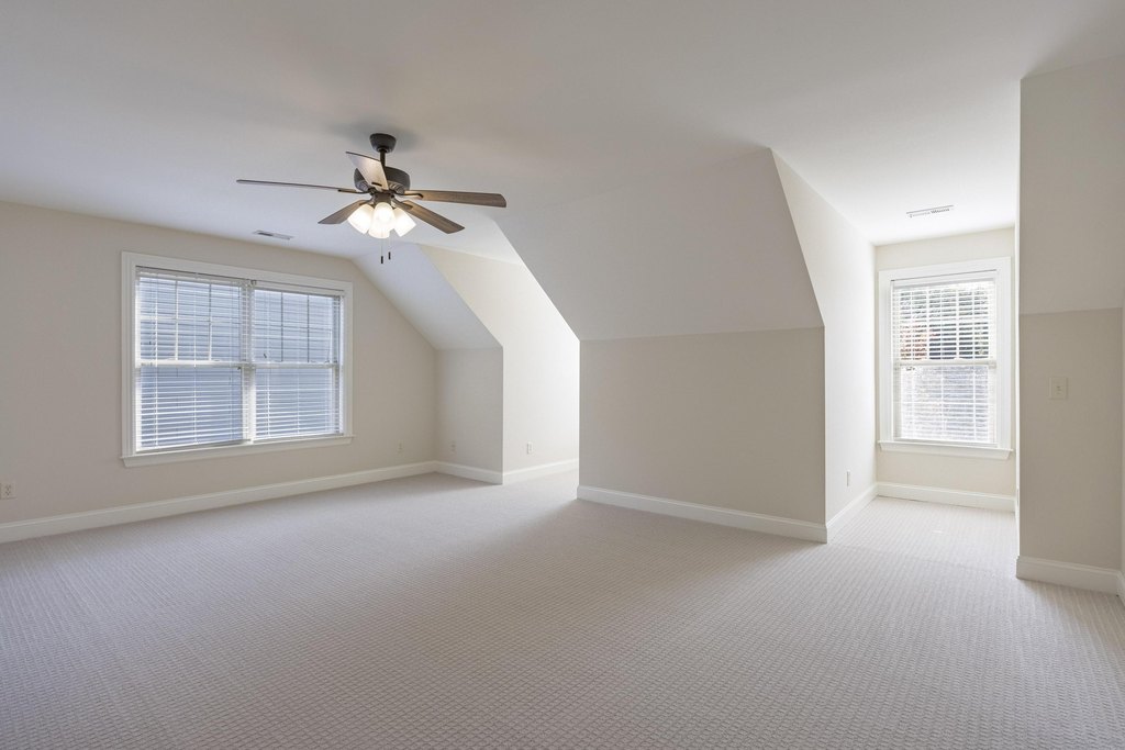 Chattanooga, Tennessee, 37415, United States, 4 Bedrooms Bedrooms, ,2.5 BathroomsBathrooms,Residential,Forsale,1995340