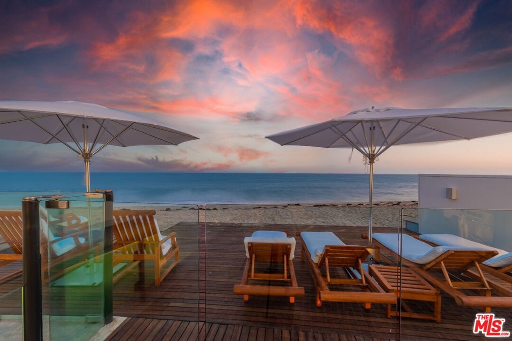 MALIBU, California, 90265, United States, 4 Bedrooms Bedrooms, ,5.5 BathroomsBathrooms,Residential,Forsale,2001427