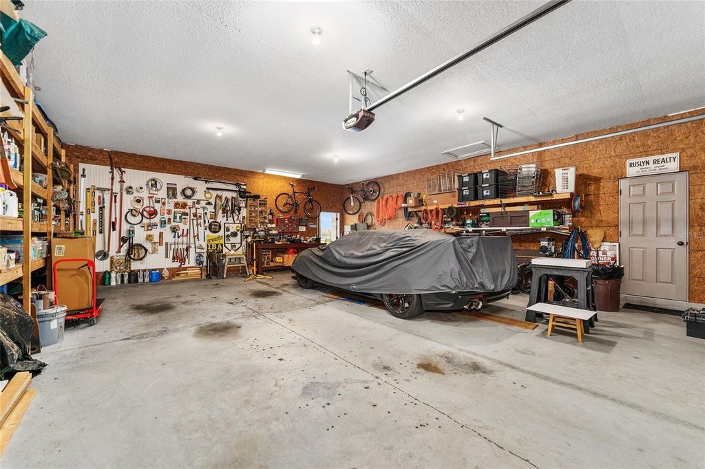 DUNNELLON, Florida, 34432, United States, 3 Bedrooms Bedrooms, ,2.5 BathroomsBathrooms,Residential,Forsale,1994126