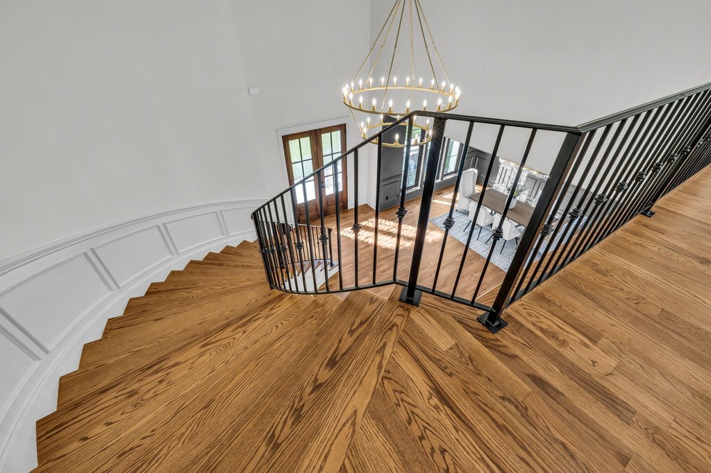 Ooltewah, Tennessee, 37363, United States, 5 Bedrooms Bedrooms, ,5.5 BathroomsBathrooms,Residential,Forsale,2009543