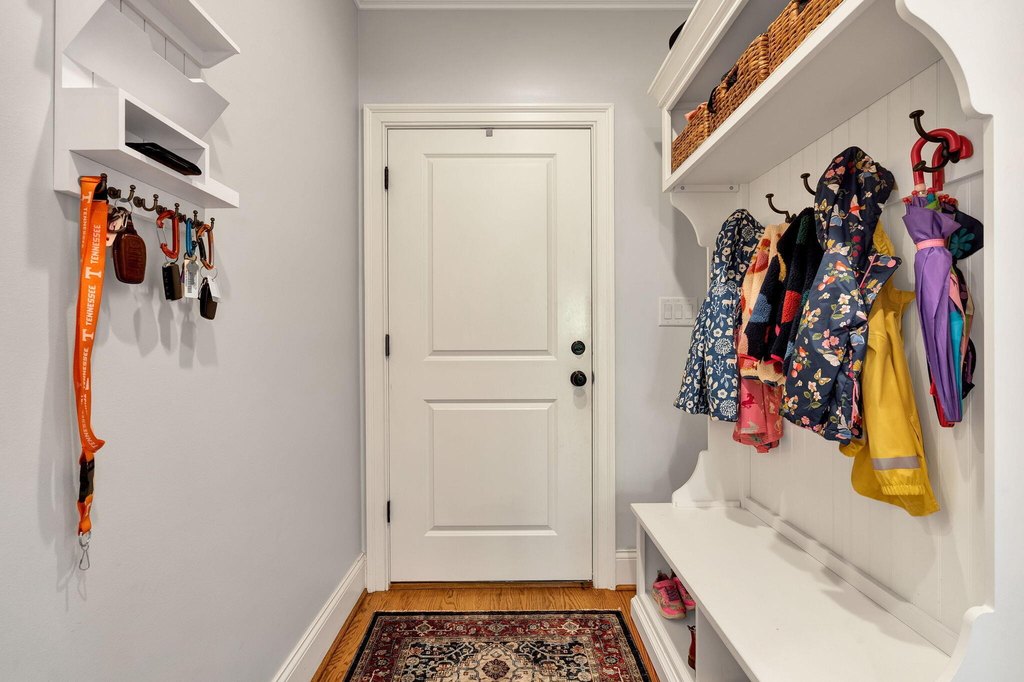 Cleveland, Tennessee, 37312, United States, 5 Bedrooms Bedrooms, ,3.5 BathroomsBathrooms,Residential,Forsale,2004697