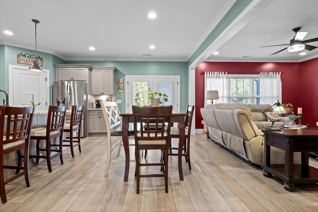 Soddy Daisy, Tennessee, 37379, United States, 3 Bedrooms Bedrooms, ,3 BathroomsBathrooms,Residential,Forsale,2009587