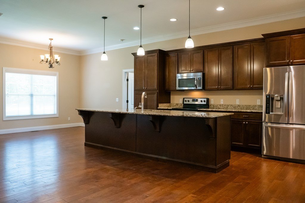 COOKEVILLE, Tennessee, 38506, United States, 3 Bedrooms Bedrooms, ,2 BathroomsBathrooms,Residential,Forsale,1929818