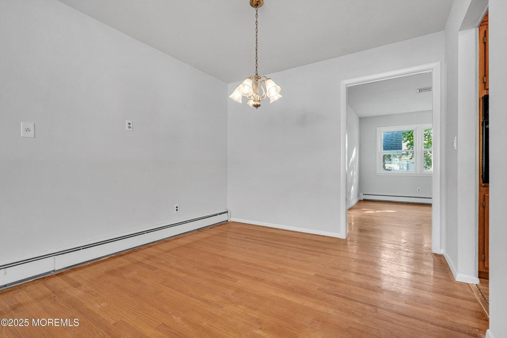 Toms River, New Jersey, 08753, United States, 4 Bedrooms Bedrooms, ,2 BathroomsBathrooms,Residential,Forsale,1994042