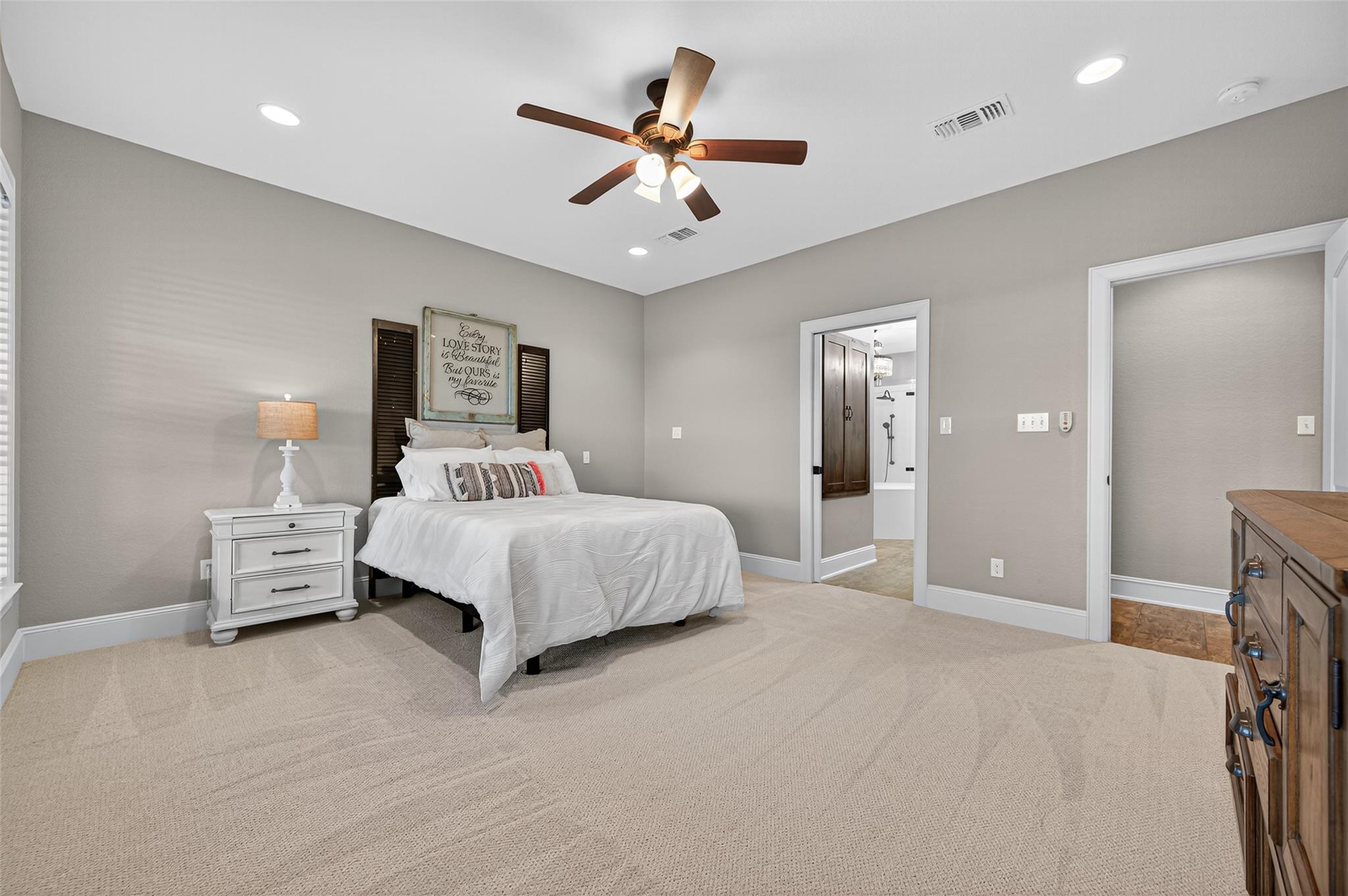 Needville, Texas, 77461, United States, 4 Bedrooms Bedrooms, ,3 BathroomsBathrooms,Residential,Forsale,1973418