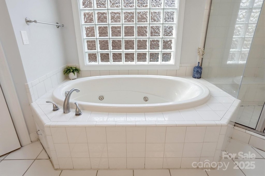 Charlotte, North Carolina, 28269, United States, 5 Bedrooms Bedrooms, ,3.5 BathroomsBathrooms,Residential,Forsale,2004568