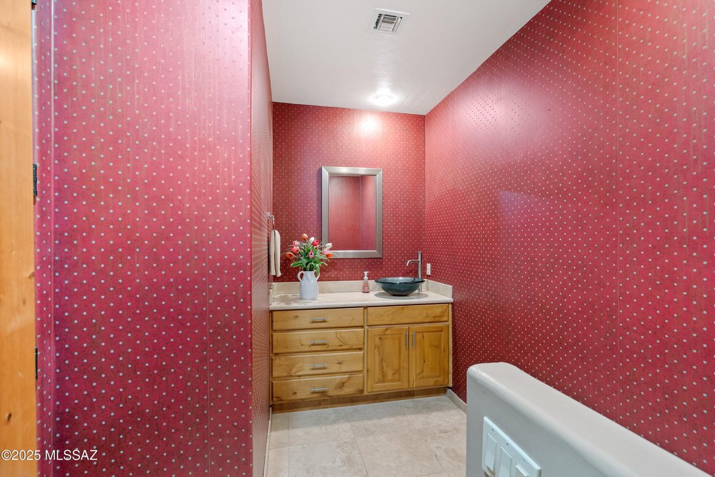 Tucson, Arizona, 85755, United States, 4 Bedrooms Bedrooms, ,5.5 BathroomsBathrooms,Residential,Forsale,1990104