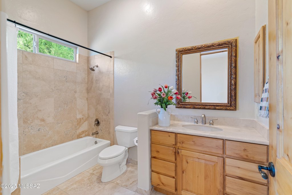 Tucson, Arizona, 85755, United States, 4 Bedrooms Bedrooms, ,5.5 BathroomsBathrooms,Residential,Forsale,1990104