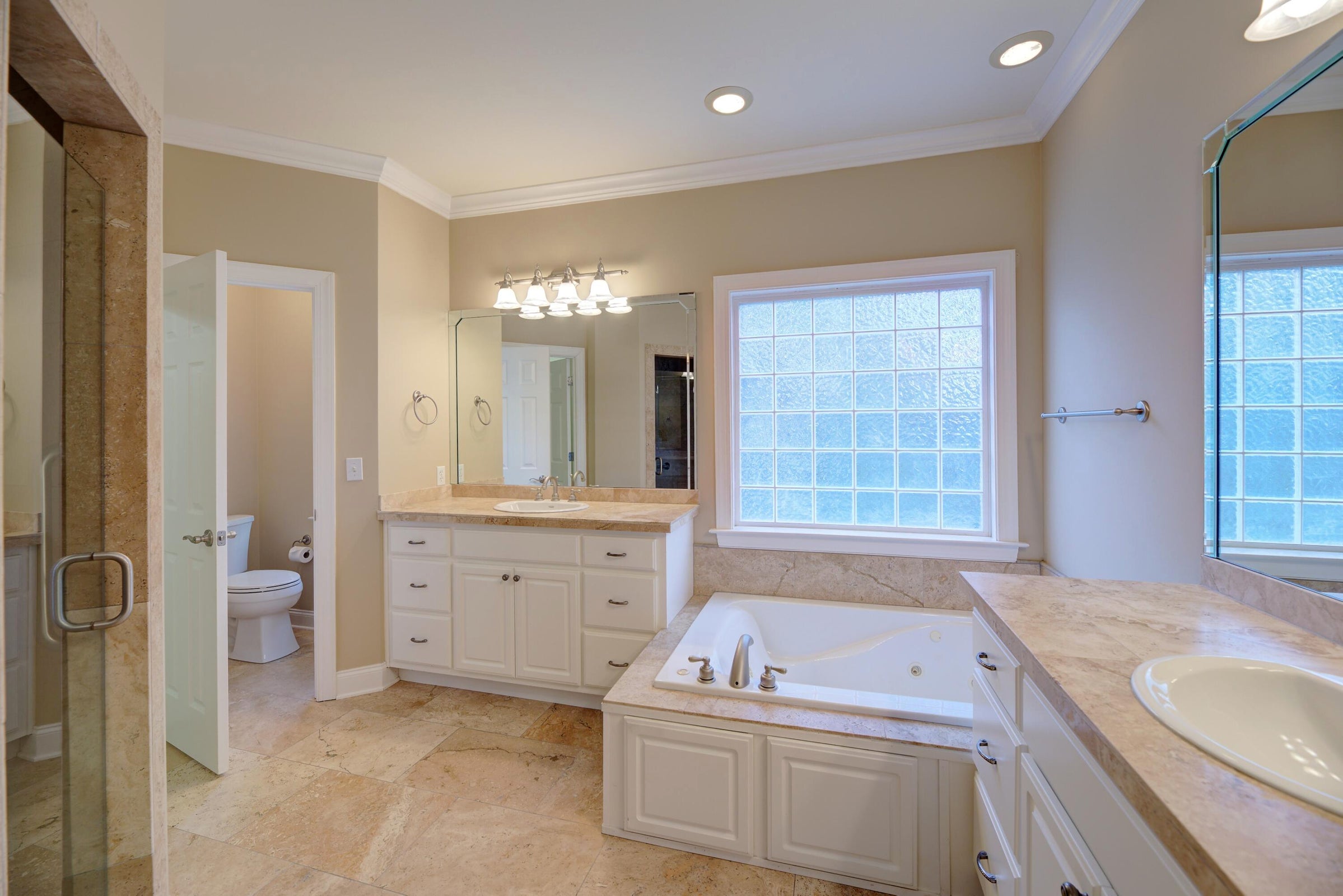 Ringgold, Georgia, 30736, United States, 3 Bedrooms Bedrooms, ,2 BathroomsBathrooms,Residential,Forsale,1995314