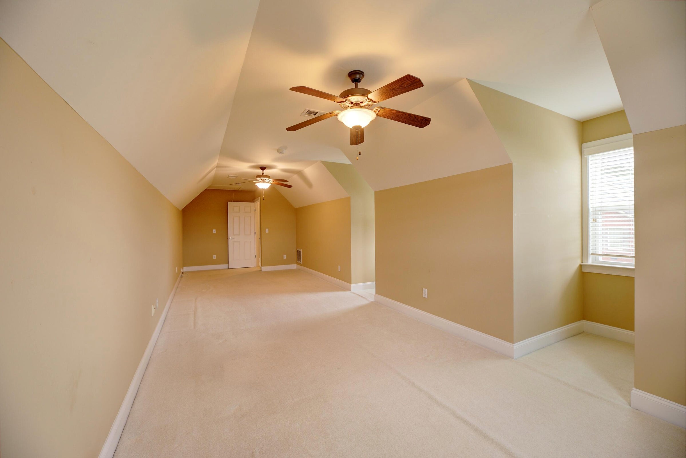 Ringgold, Georgia, 30736, United States, 3 Bedrooms Bedrooms, ,2 BathroomsBathrooms,Residential,Forsale,1995314