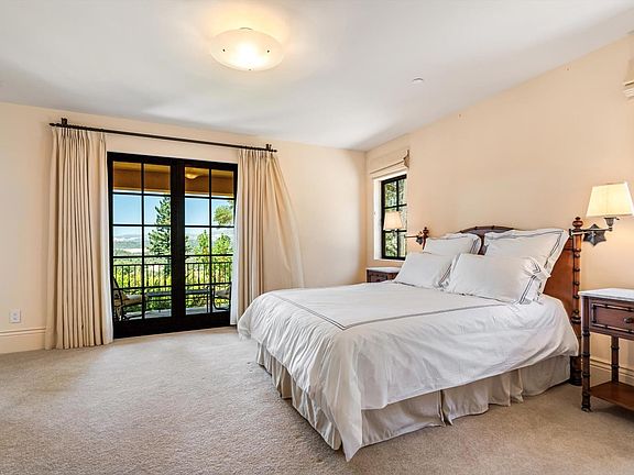 Healdsburg, California, 95448, United States, 3 Bedrooms Bedrooms, ,3.5 BathroomsBathrooms,Residential,Forsale,2014497