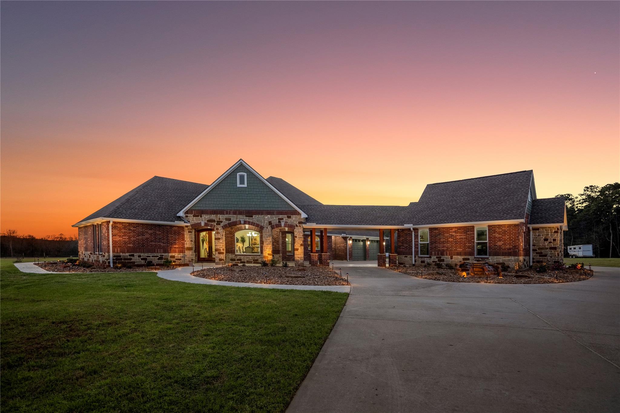 Cleveland, Texas, 77328, United States, 3 Bedrooms Bedrooms, ,3 BathroomsBathrooms,Residential,Forsale,1973440