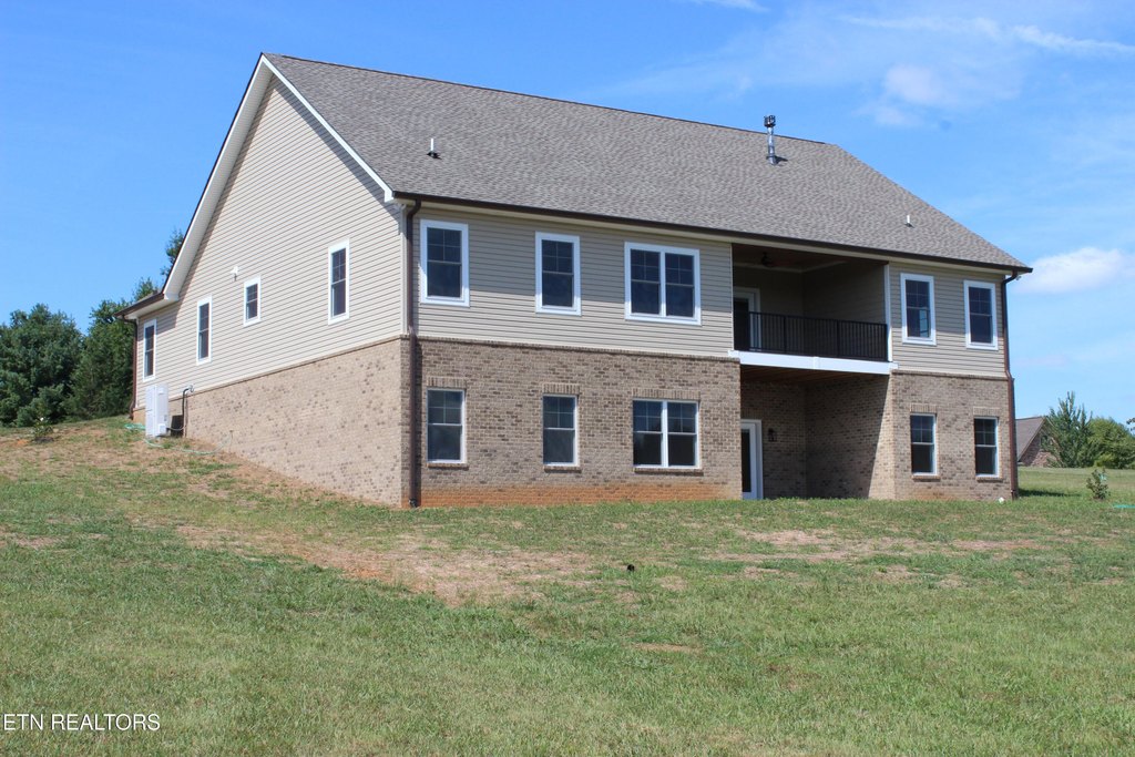 Madisonville, Tennessee, 37354, United States, 3 Bedrooms Bedrooms, ,3 BathroomsBathrooms,Residential,Forsale,1893807