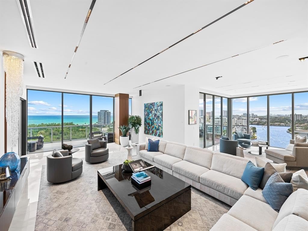 Fort Lauderdale, Florida, 33304, United States, 3 Bedrooms Bedrooms, ,3.5 BathroomsBathrooms,Residential,Forsale,1994074