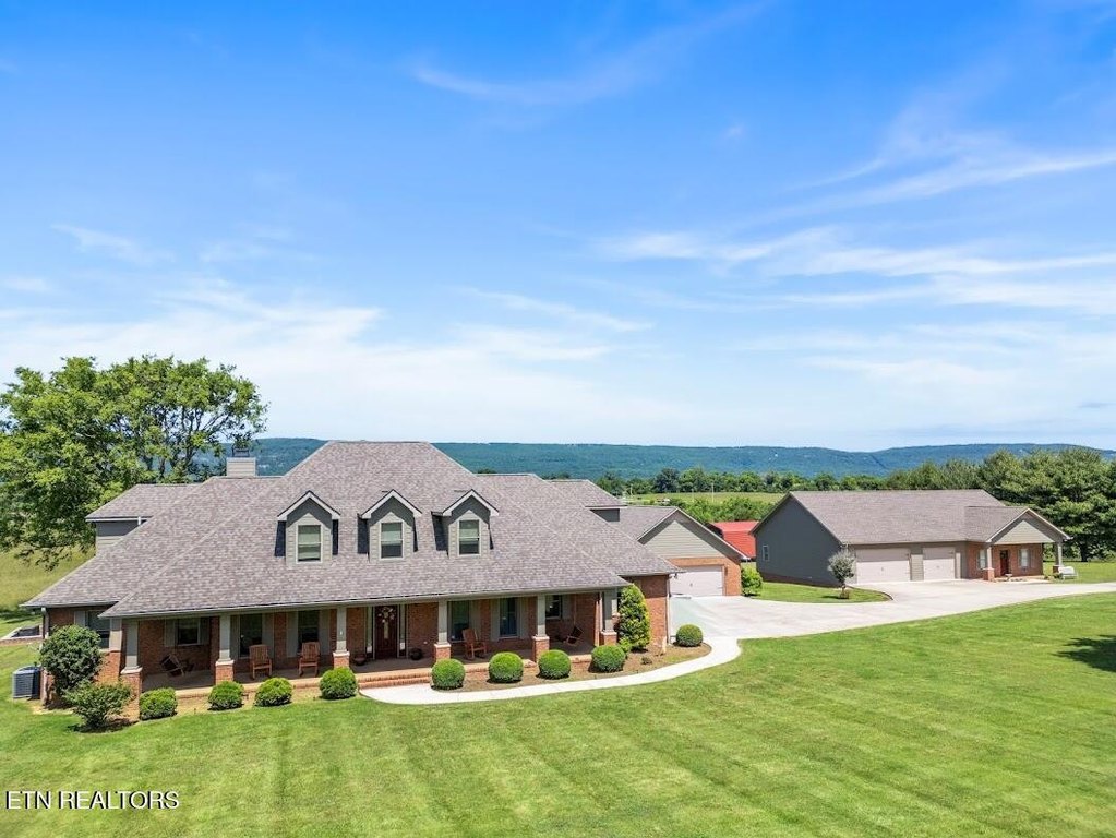 Pikeville, Tennessee, 37367, United States, 4 Bedrooms Bedrooms, ,3.5 BathroomsBathrooms,Residential,Forsale,1886011