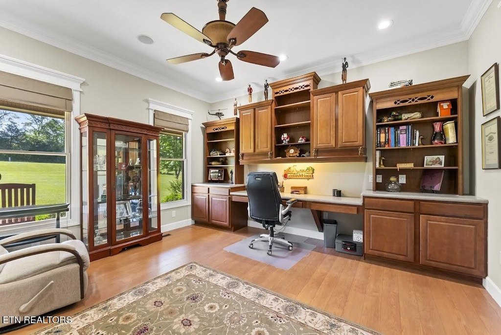 Pikeville, Tennessee, 37367, United States, 4 Bedrooms Bedrooms, ,3.5 BathroomsBathrooms,Residential,Forsale,1886011