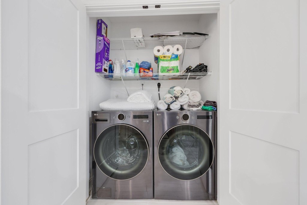 Highland Beach, Florida, 33487, United States, 3 Bedrooms Bedrooms, ,3 BathroomsBathrooms,Residential,Forsale,1996318