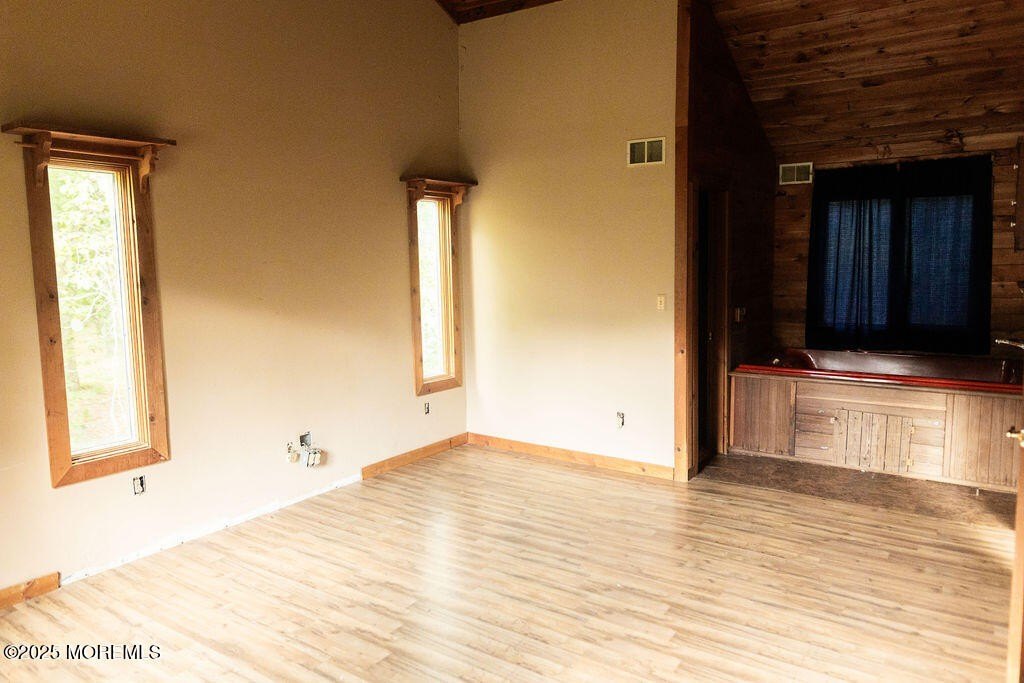 Jackson, New Jersey, 08527, United States, 4 Bedrooms Bedrooms, ,2 BathroomsBathrooms,Residential,Forsale,2008382