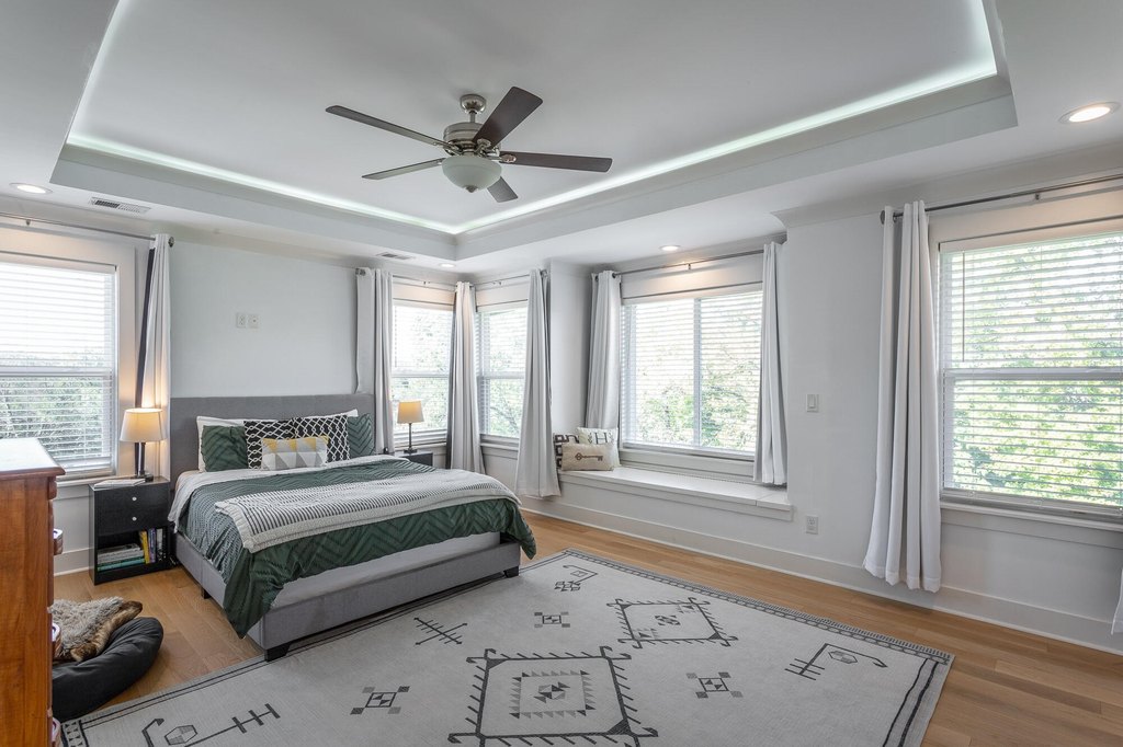 Chattanooga, Tennessee, 37405, United States, 4 Bedrooms Bedrooms, ,3.5 BathroomsBathrooms,Residential,Forsale,1995329