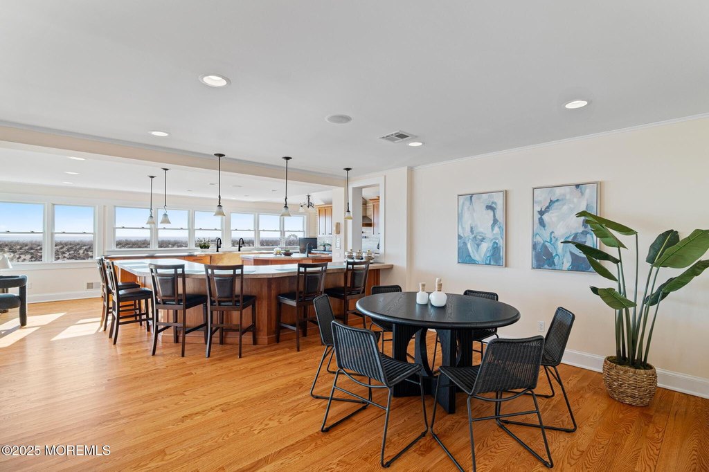 Bay Head, New Jersey, 08742, United States, 8 Bedrooms Bedrooms, ,6 BathroomsBathrooms,Residential,Forsale,1884429