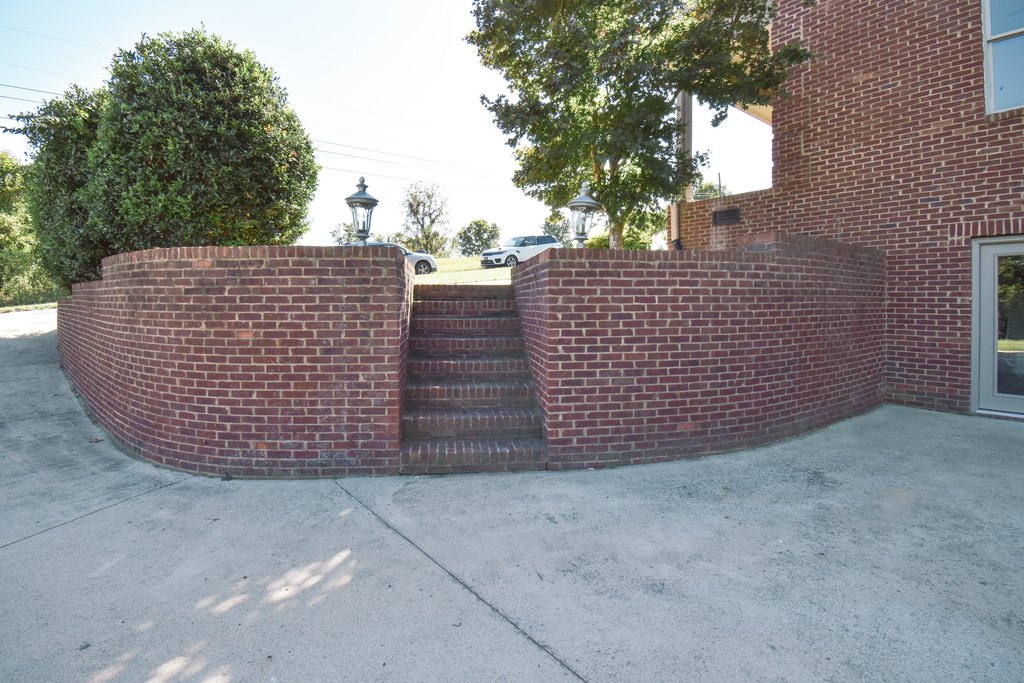 Rutledge, Tennessee, 37861, United States, 3 Bedrooms Bedrooms, ,2.5 BathroomsBathrooms,Residential,Forsale,1988740