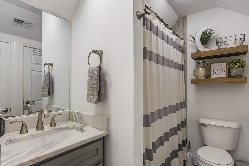 Trenton, Georgia, 30752, United States, 4 Bedrooms Bedrooms, ,3 BathroomsBathrooms,Residential,Forsale,2004698