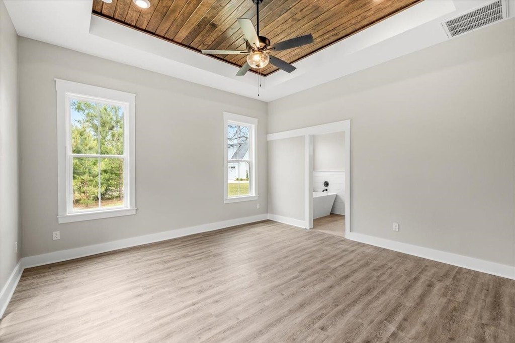 Tallahassee, Florida, 32311, United States, 3 Bedrooms Bedrooms, ,2 BathroomsBathrooms,Residential,Forsale,1968316