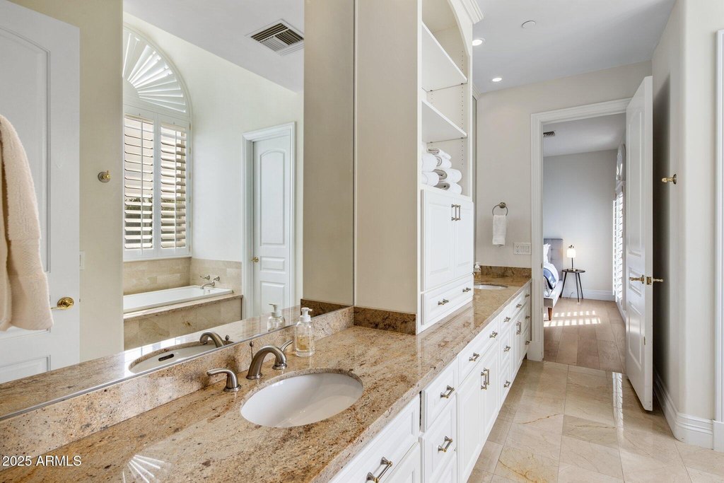 Scottsdale, Arizona, 85259, United States, 5 Bedrooms Bedrooms, ,6.5 BathroomsBathrooms,Residential,Forsale,2000268