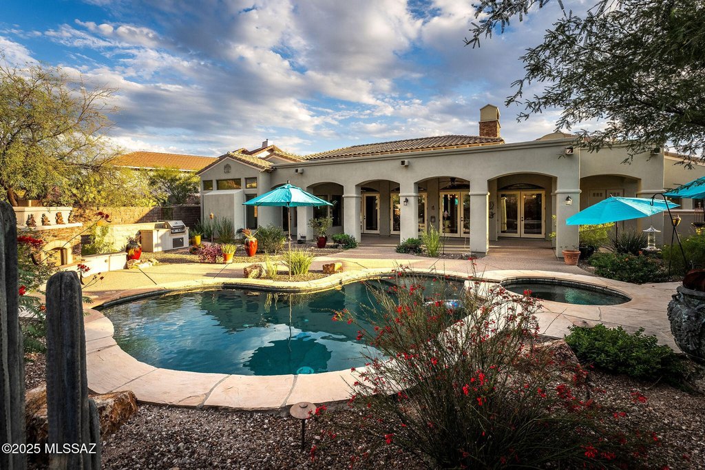 Tucson, Arizona, 85750, United States, 4 Bedrooms Bedrooms, ,3.5 BathroomsBathrooms,Residential,Forsale,2004436