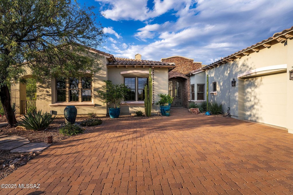 Tucson, Arizona, 85750, United States, 4 Bedrooms Bedrooms, ,3.5 BathroomsBathrooms,Residential,Forsale,2004436