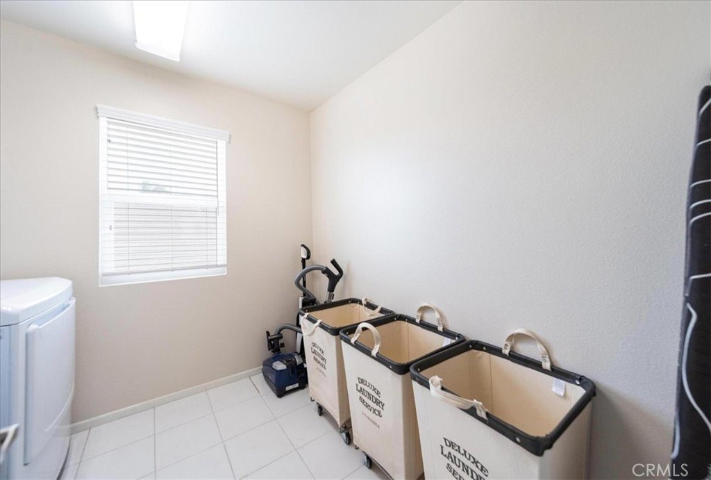 Winchester, California, 92596, United States, 5 Bedrooms Bedrooms, ,4 BathroomsBathrooms,Residential,Forsale,2004222