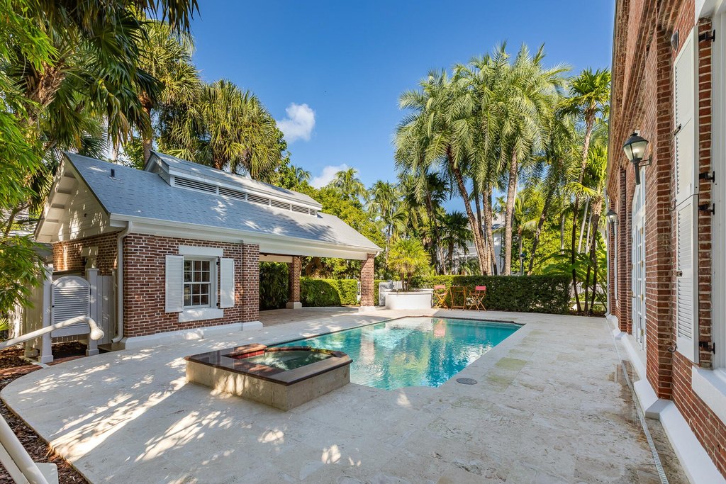 Key West, Florida, 33040, United States, 3 Bedrooms Bedrooms, ,3 BathroomsBathrooms,Residential,Forsale,2004374