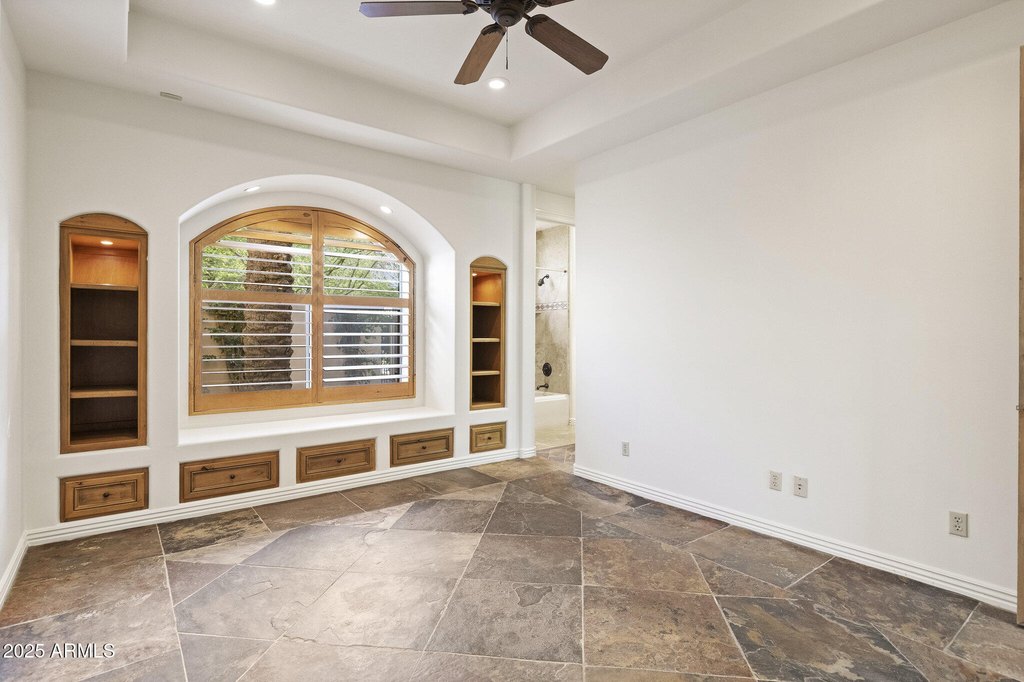 Scottsdale, Arizona, 85260, United States, 6 Bedrooms Bedrooms, ,6.5 BathroomsBathrooms,Residential,Forsale,2014277