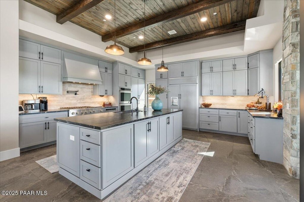 Prescott, Arizona, 86305, United States, 5 Bedrooms Bedrooms, ,5.5 BathroomsBathrooms,Residential,Forsale,1994068