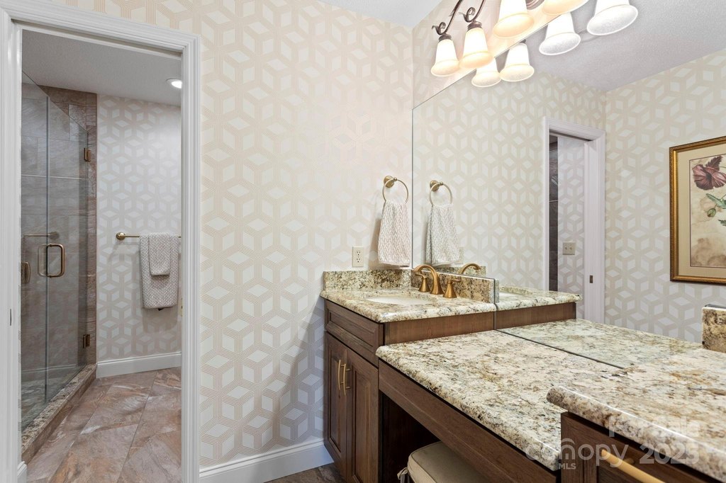 Flat Rock, North Carolina, 28731, United States, 4 Bedrooms Bedrooms, ,4 BathroomsBathrooms,Residential,Forsale,1985994