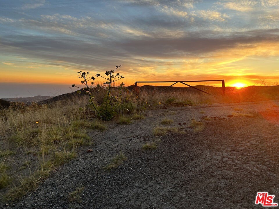 Malibu, California, 90265, United States, ,Land,Forsale,1985956