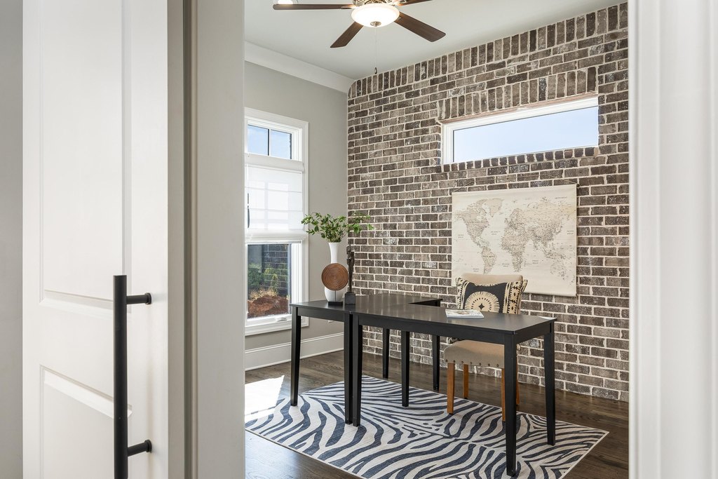 Chattanooga, Tennessee, 37405, United States, 5 Bedrooms Bedrooms, ,5 BathroomsBathrooms,Residential,Forsale,2009546