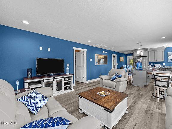 Corolla, North Carolina, 27927, United States, 3 Bedrooms Bedrooms, ,2 BathroomsBathrooms,Residential,Forsale,1993779