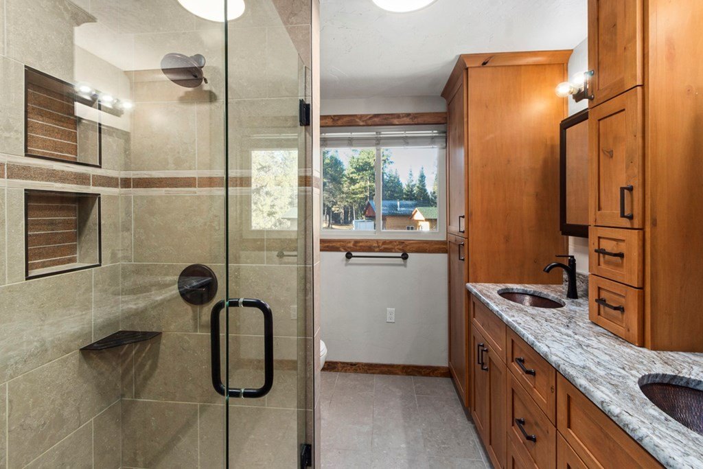 Cascade, Idaho, 83611, United States, 3 Bedrooms Bedrooms, ,2 BathroomsBathrooms,Residential,Forsale,1996718