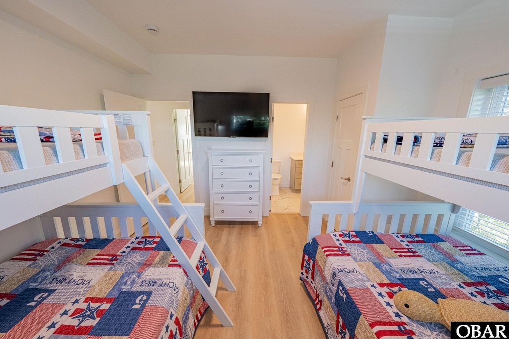 Salvo, North Carolina, 27972, United States, 8 Bedrooms Bedrooms, ,8.5 BathroomsBathrooms,Residential,Forsale,2004892