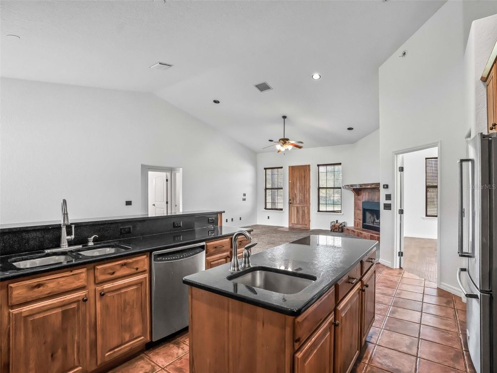 REDDICK, Florida, 32686, United States, 3 Bedrooms Bedrooms, ,2 BathroomsBathrooms,Residential,Forsale,1994137