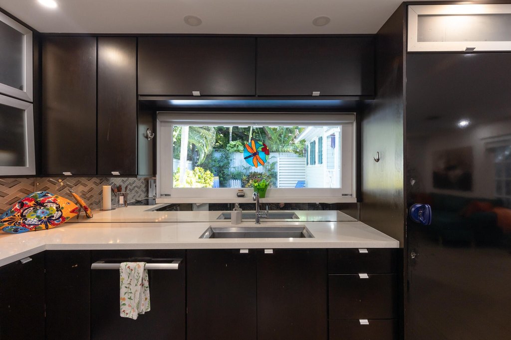 KEY WEST, Florida, 33040, United States, 7 Bedrooms Bedrooms, ,7.5 BathroomsBathrooms,Residential,Forsale,2004373