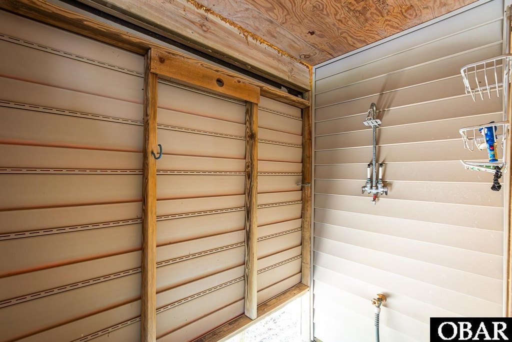 Corolla, North Carolina, 27927, United States, 4 Bedrooms Bedrooms, ,2.5 BathroomsBathrooms,Residential,Forsale,2004889