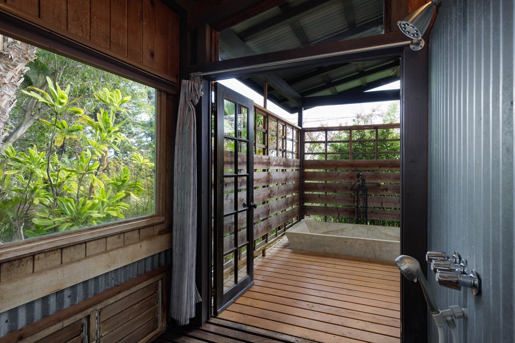 Kapaau, Hawaii, 96755, United States, 2 Bedrooms Bedrooms, ,1 BathroomBathrooms,Residential,Forsale,2004383