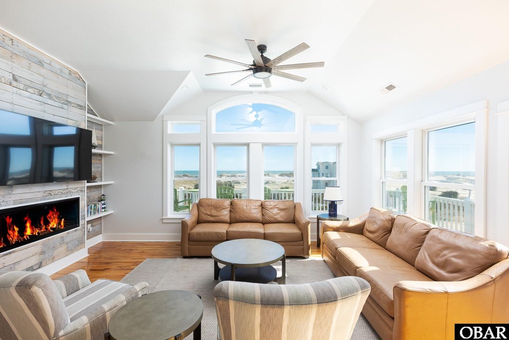 Corolla, North Carolina, 27927, United States, 9 Bedrooms Bedrooms, ,9.5 BathroomsBathrooms,Residential,Forsale,2004888