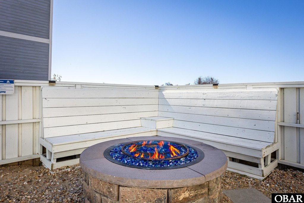 Corolla, North Carolina, 27927, United States, 9 Bedrooms Bedrooms, ,9.5 BathroomsBathrooms,Residential,Forsale,2004888